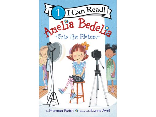 Amelia Bedelia Gets the Picture