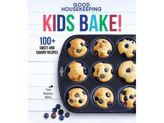 Good Housekeeping Kids Bake!: 100+ Sweet and Savory Recipes - A Kids Baking Cookbook