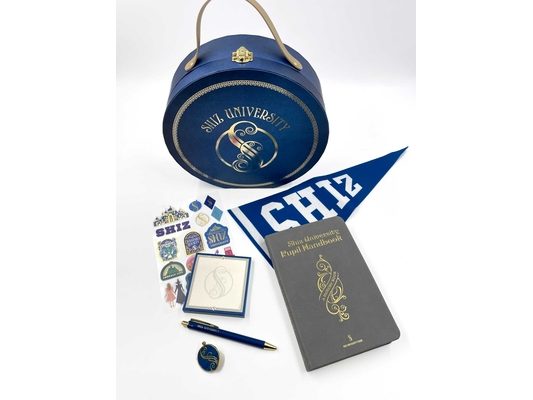Wicked: Shiz University Deluxe Gift Set